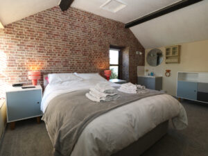 hendre_main_bedroom